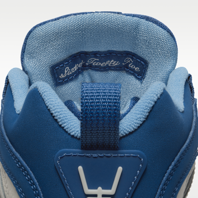 Nike Air Diamond Turf II Big Kids' Shoes