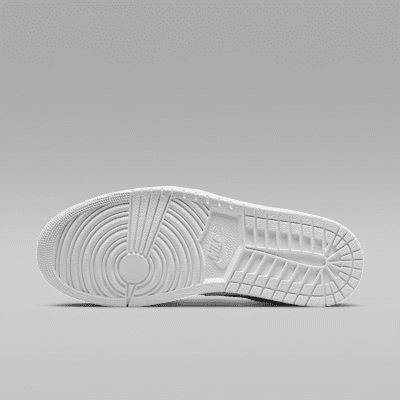 Air Jordan 1 Low Men's Shoes