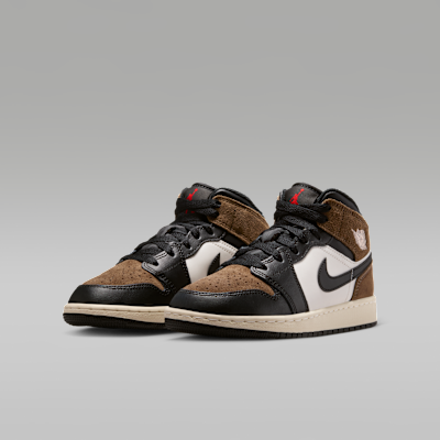 Air Jordan 1 Mid Big Kids' Shoes