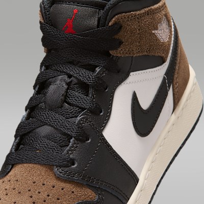 Air Jordan 1 Mid Big Kids' Shoes