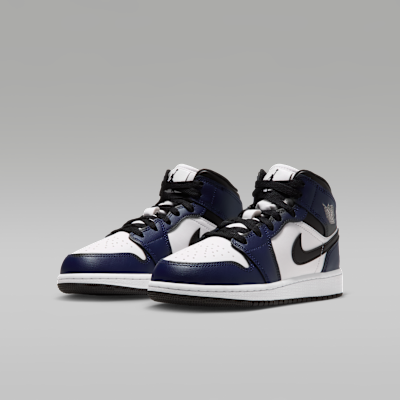 Air Jordan 1 Mid Big Kids' Shoes