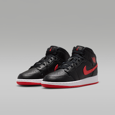 Air Jordan 1 Mid Big Kids' Shoes