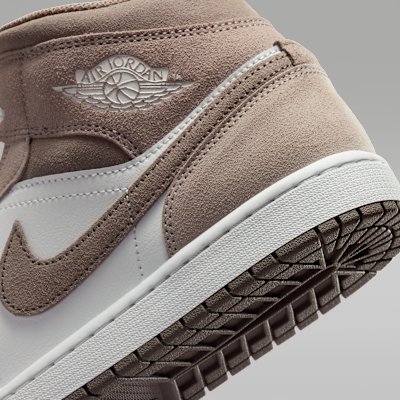 Air Jordan 1 Mid Men's Shoes