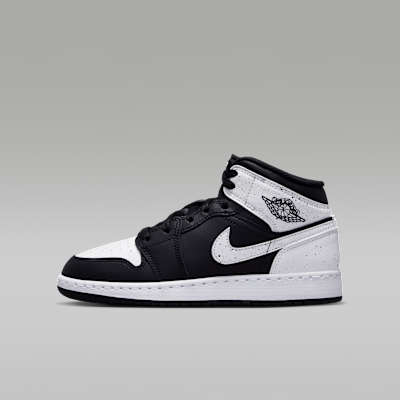 Air Jordan 1 Mid Big Kids' Shoes