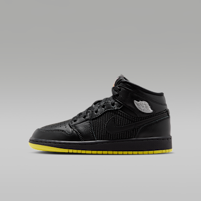 Air Jordan 1 Mid SE Big Kids' Shoes