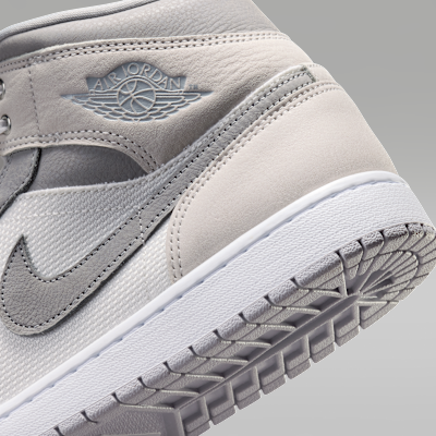 Air Jordan 1 Mid SE Men's Shoes