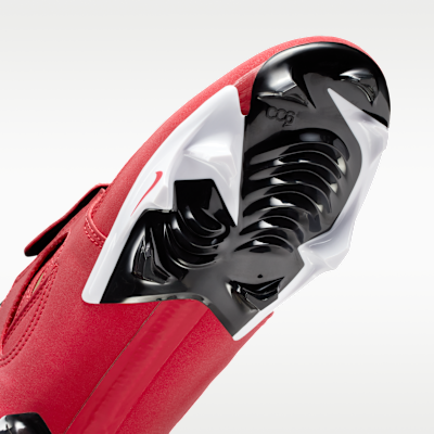 Nike Diamond Turf 2 Football Cleats