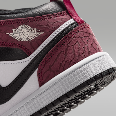 Jordan 1 Mid SE Little Kids' Shoes