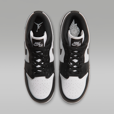 Jordan 1 Retro Low Metal Baseball Cleats