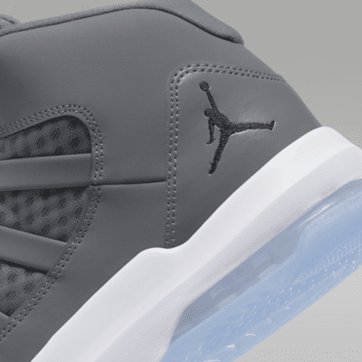 Jordan Max Aura Men's Shoe
