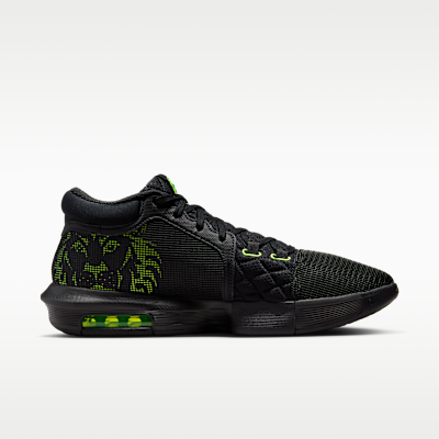 LeBron Witness 8 Basketball Shoes