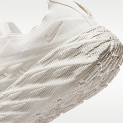 Nike Ava Edge Men's Shoes