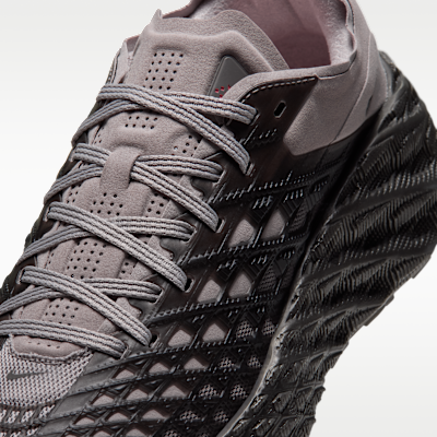 Nike Ava Edge Men's Shoes