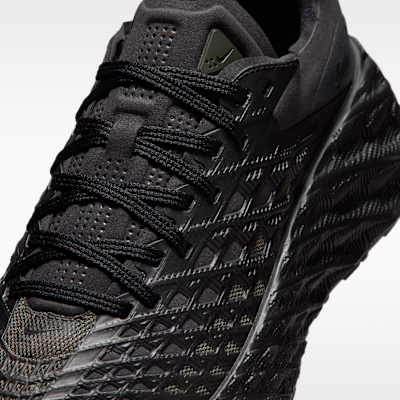 Nike Ava Edge Men's Shoes