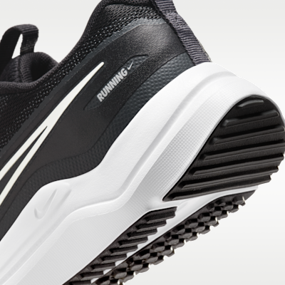 Nike Cosmic Runner Big Kids' Road Running Shoes