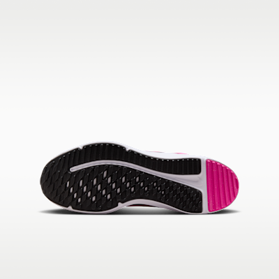 Nike Cosmic Runner Big Kids' Road Running Shoes