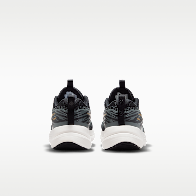 Nike Cosmic Runner Big Kids' Running Shoes