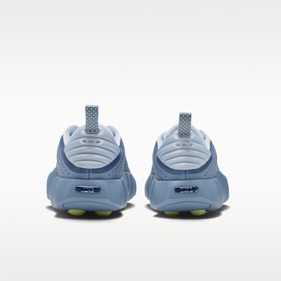 Nike Mind 002 Men's Pregame Shoes