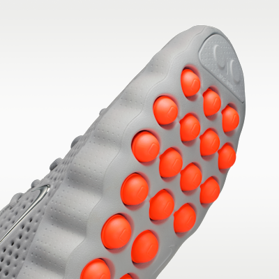 Nike Mind 002 Men's Pregame Shoes