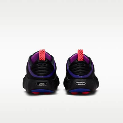 Nike Mind 002 AMP Men's Pregame Shoes