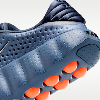 Nike Mind 002 Men's Pregame Shoes