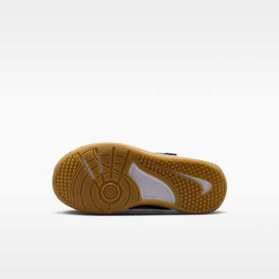 Nike Omni Multi-Court Little Kids' Shoes