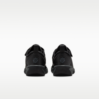 Nike Omni Multi-Court Little Kids' Shoes