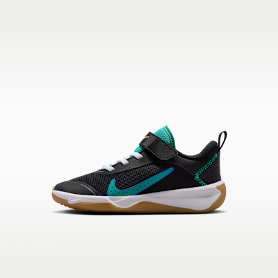 Nike Omni Multi-Court Little Kids' Shoes