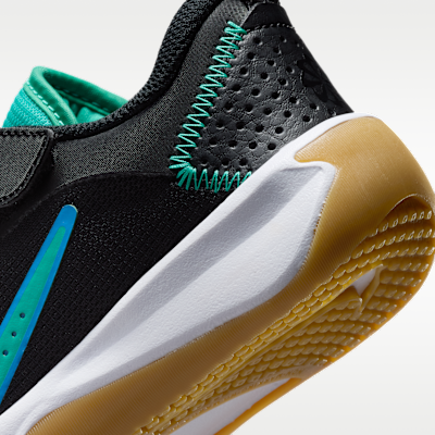 Nike Omni Multi-Court Little Kids' Shoes