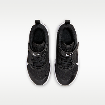 Nike Omni Multi-Court Little Kids' Shoes