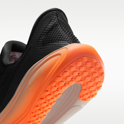 Nike Revolution 8 EasyOn Men's Road Running Shoes