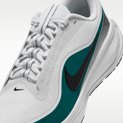 Nike Revolution 8 Utility Men's Road Running Shoes