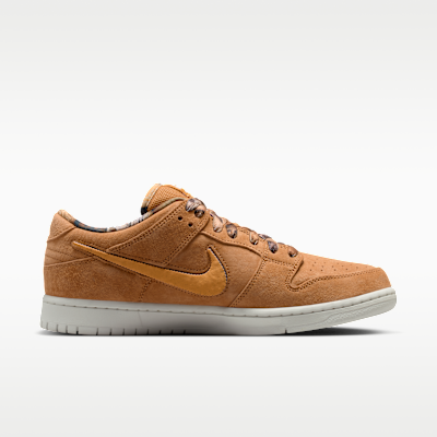 Nike SB Dunk Low Pro Skate Shoes