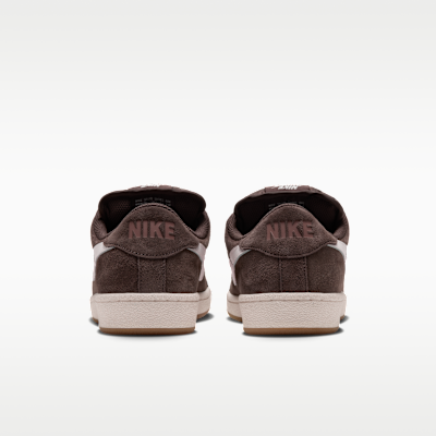 Nike SB Zoom Tennis Classic XL Skate Shoes
