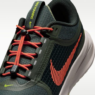 Nike Star Runner Utility Big Kids' Running Shoes w/ Toggle