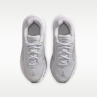 Nike Stratos Shift 2000 Big Kids' Shoes