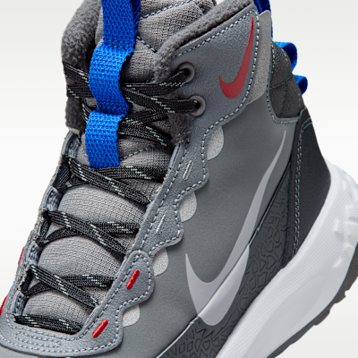 Nike Terrascout Big Kids' Boots with Reflective Accents