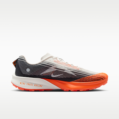 Nike Kiger 10 Trail Running Shoes