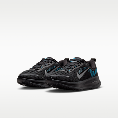Nike Vomero 18 Big Kids' Road Running Shoes