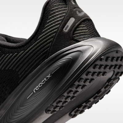 Nike Vomero 18 Big Kids' Road Running Shoes