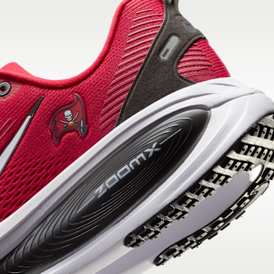 Nike Vomero 18 (Tampa Bay Buccaneers) Men's NFL Road Running Shoes