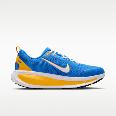 Nike Vomero 18 (Los Angeles Chargers) Men's NFL Road Running Shoes