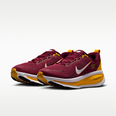 Nike Vomero 18 (Washington Commanders) Men's NFL Road Running Shoes