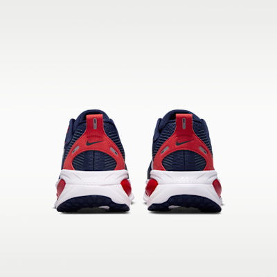 Nike Vomero 18 (New England Patriots) Men's NFL Road Running Shoes