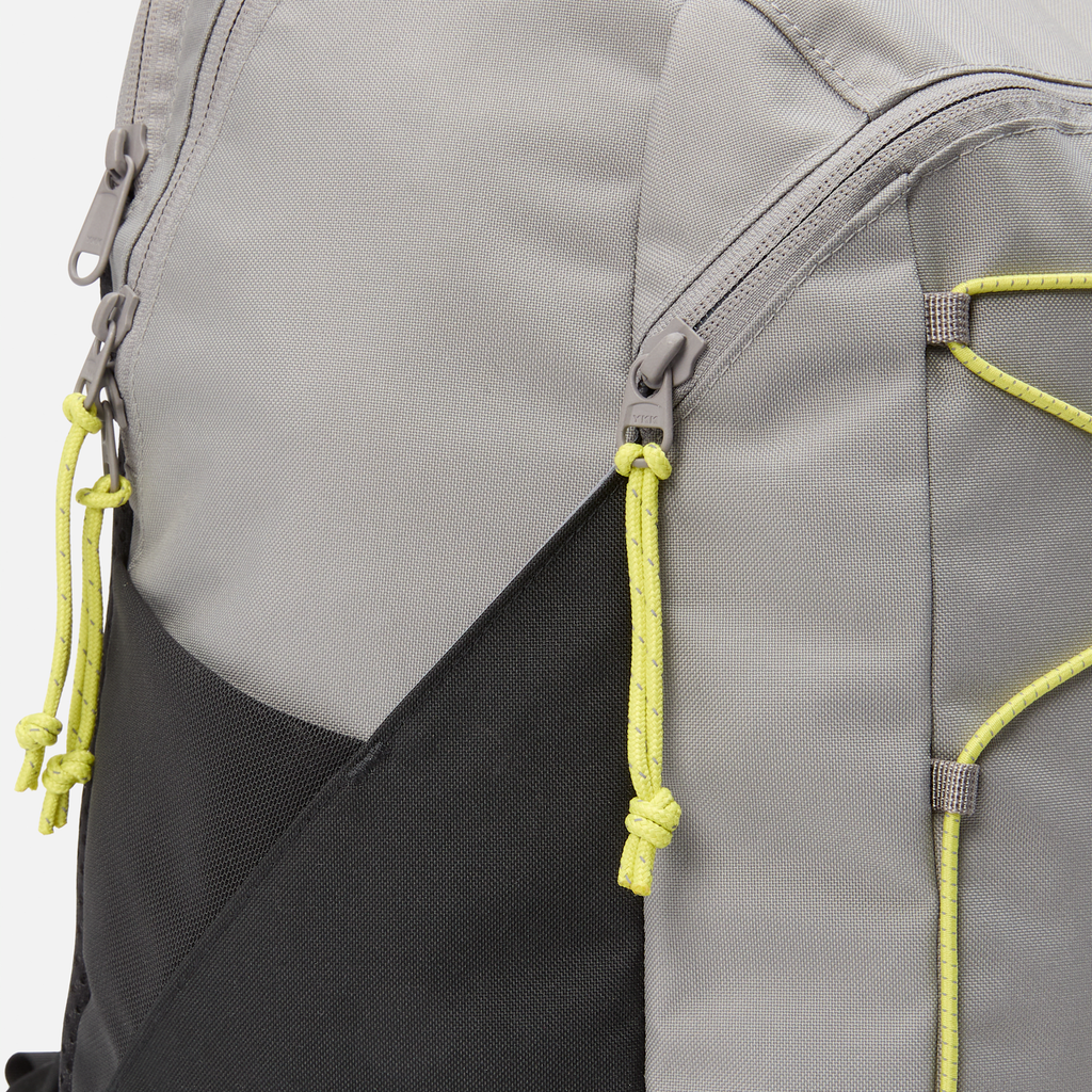 Outdoor 28Liter Backpack TBL Grey Flannel ALT3