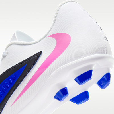 Nike Phantom 6 Low Club Multi-Ground Soccer Cleats
