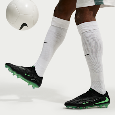 Nike Phantom 6 Low Elite Firm-Ground Soccer Cleats