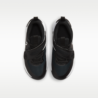 Nike Team Hustle D 11 Little Kids' Shoes