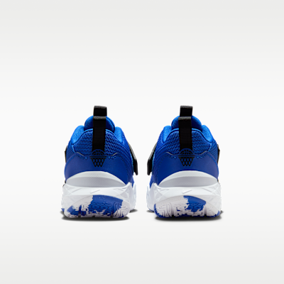 Nike Team Hustle D 12 Big Kids' Basketball Shoes
