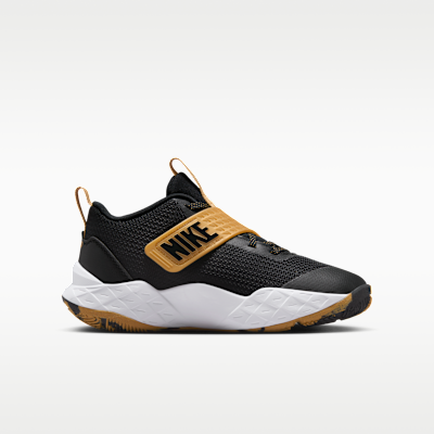 Nike Team Hustle D 12 Big Kids' Basketball Shoes